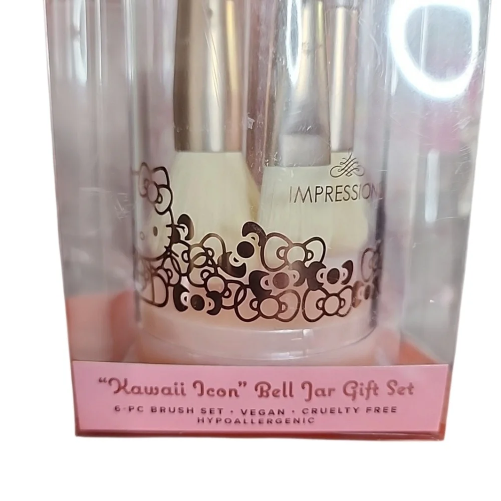 Impressions Vanity Co. Sanrio Hello Kitty Kawaii Icon 6-Piece Makeup Brush Set